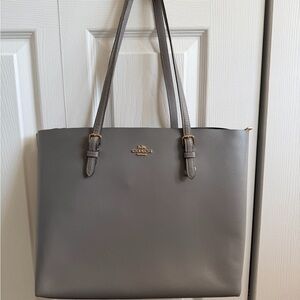 Coach Elegant Gray Tote Bag